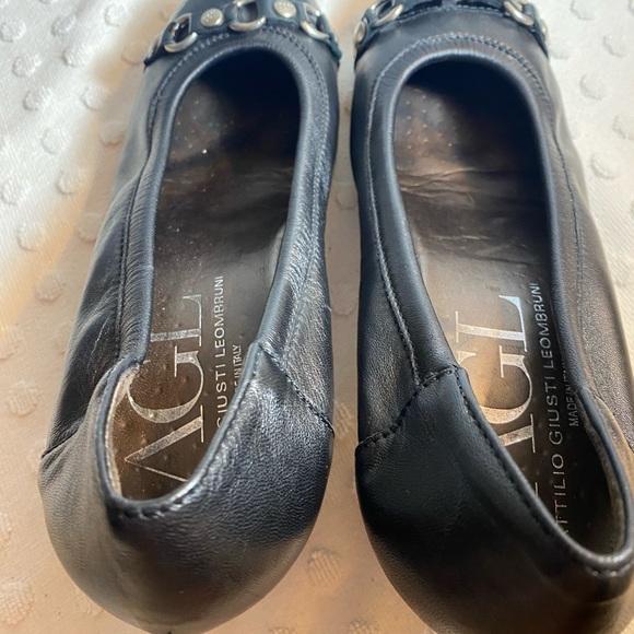 ATTILIO GIUSTI LEOMBRUNI Black Spectator Heel with Silver Toe Embellishments - Picture 10 of 16